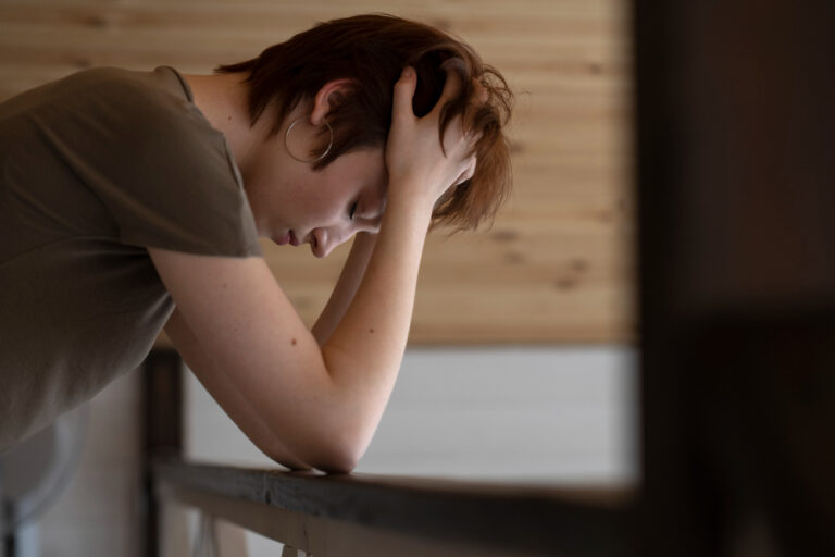 femme crise angoisse